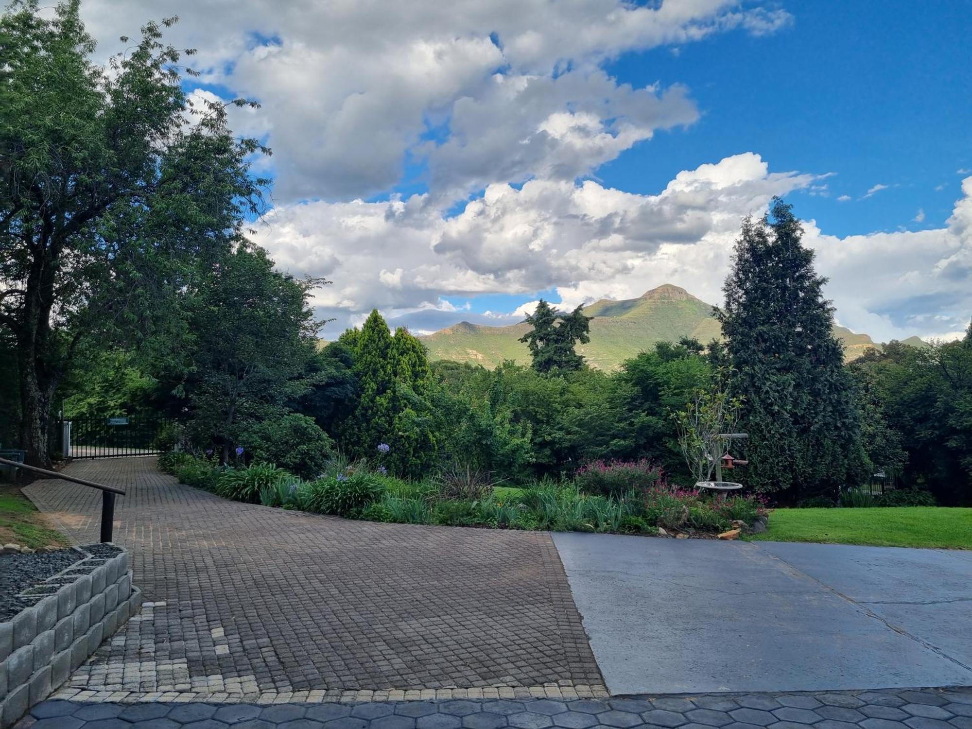 Villa Clarens On Collett Exterior foto